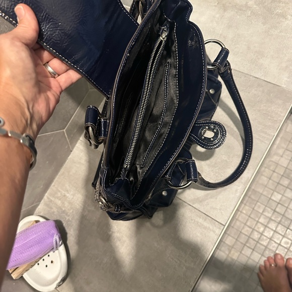 London Fog Dark Blue Shoulder Bag - Picture 3 of 4